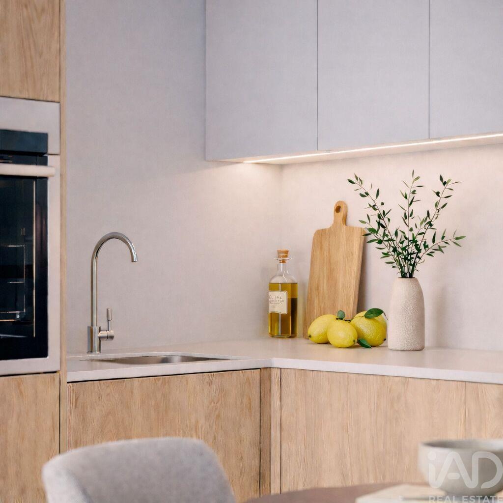 Apartment in Paranhos - Image 5