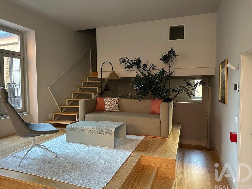 Apartment in Porto - Image 2