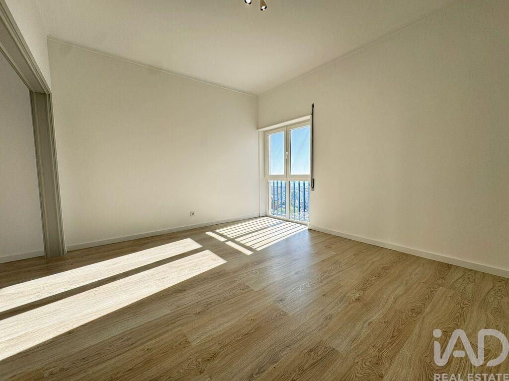 Apartment in Setubal - view 1