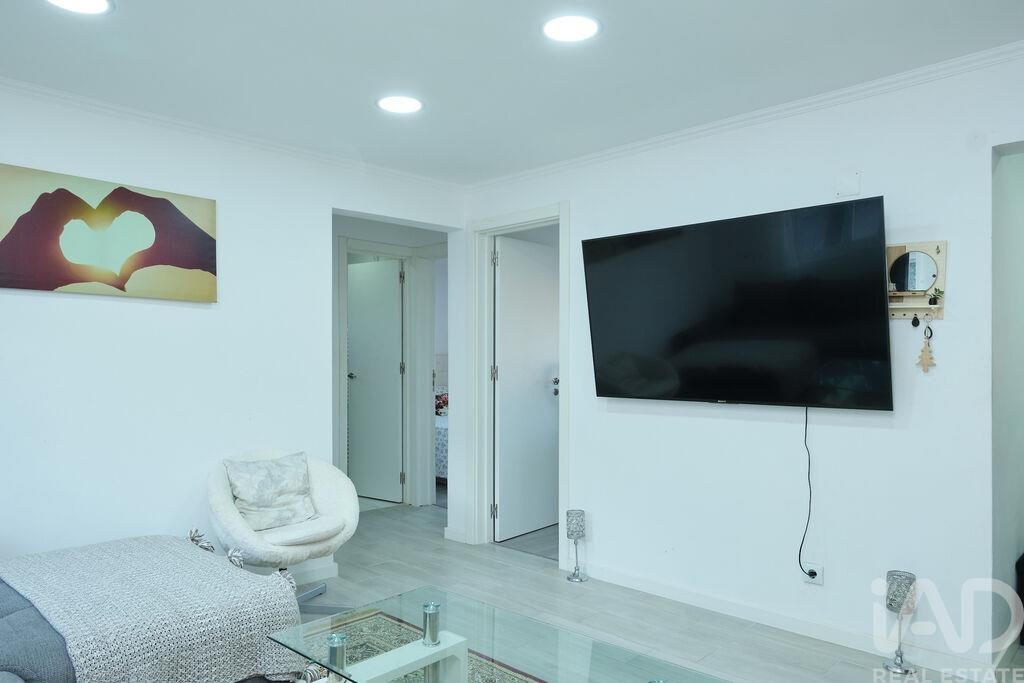 Apartment in Setubal (Sao Sebastiao) - Image 3