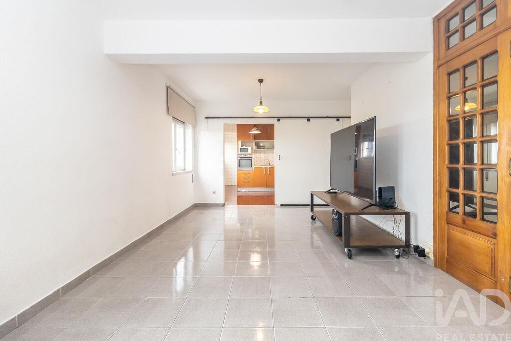 Apartment in Setubal (Sao Sebastiao) - Image 3