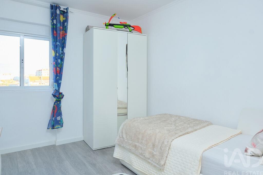 Apartment in Setubal (Sao Sebastiao) - Image 5