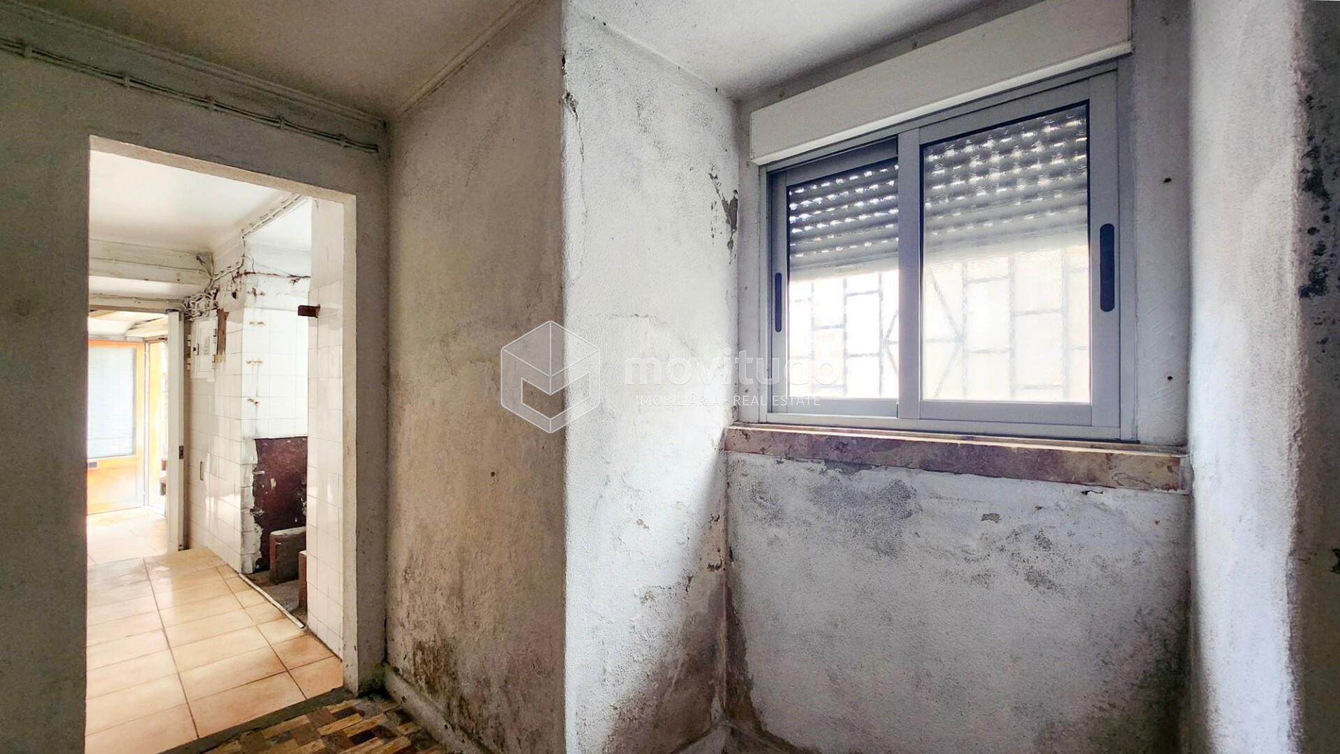 3ª Sala RC Janela Prédio Alverca