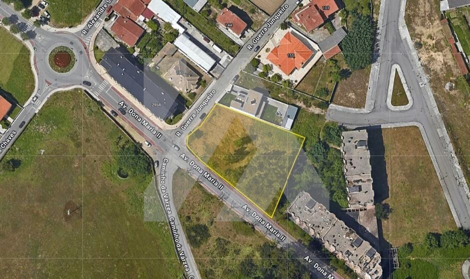 TERRENO COM PIP APROVADO PARA 24 FOGOS - CENTRO DE OVAR