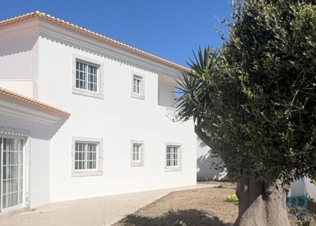**Luxury villa with sea view in Azenhas do Mar** (Azenhas do Mar) Come