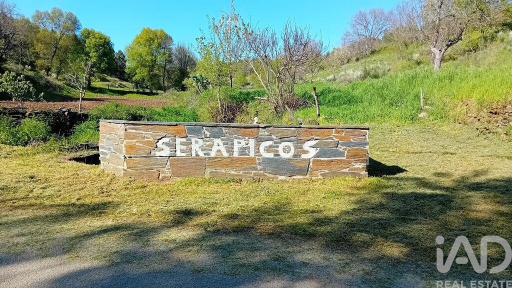 House in Vale de Frades - view 1