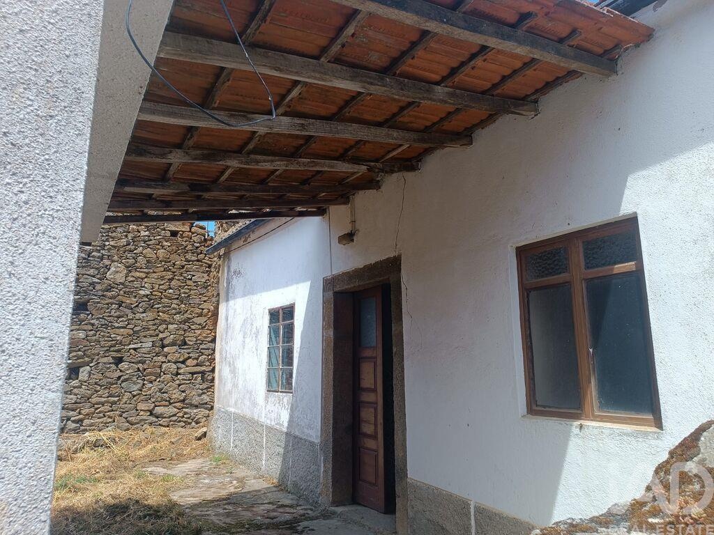 House in Sanhoane - Image 2