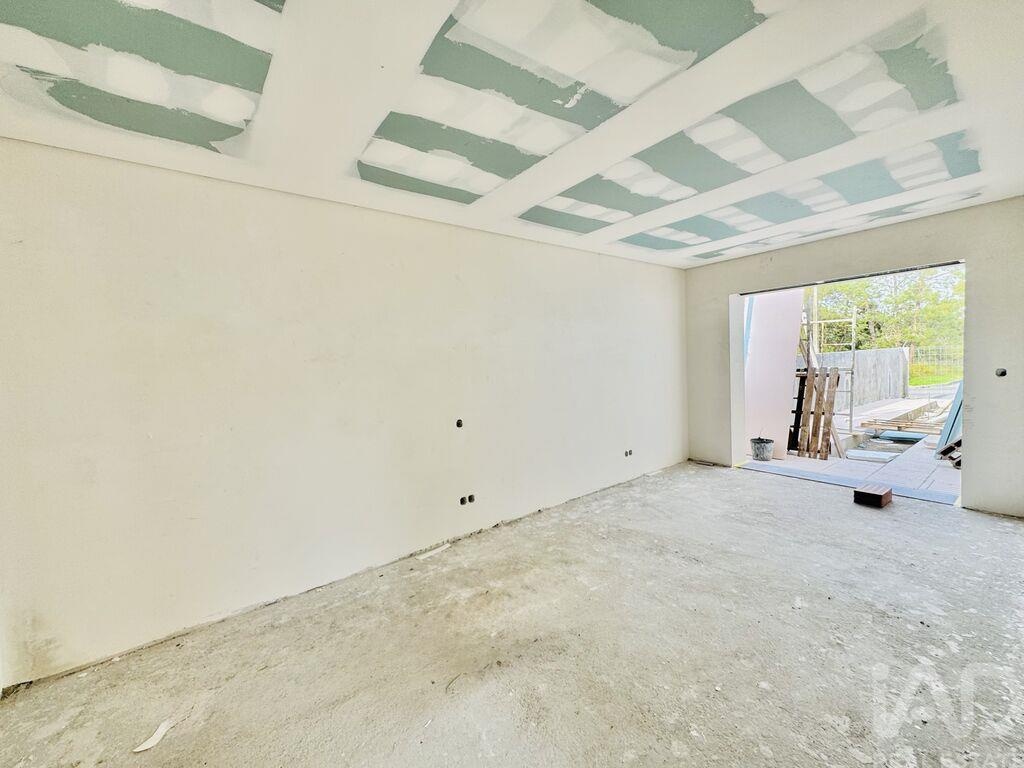 House in Fernao Ferro - Image 2