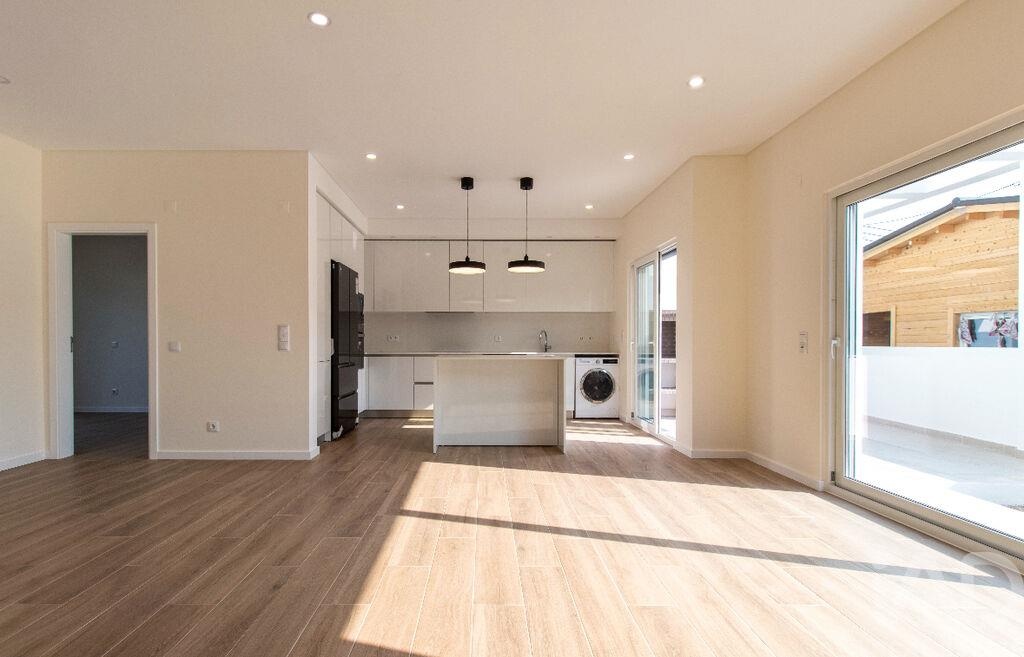 House in Fernao Ferro - view 1