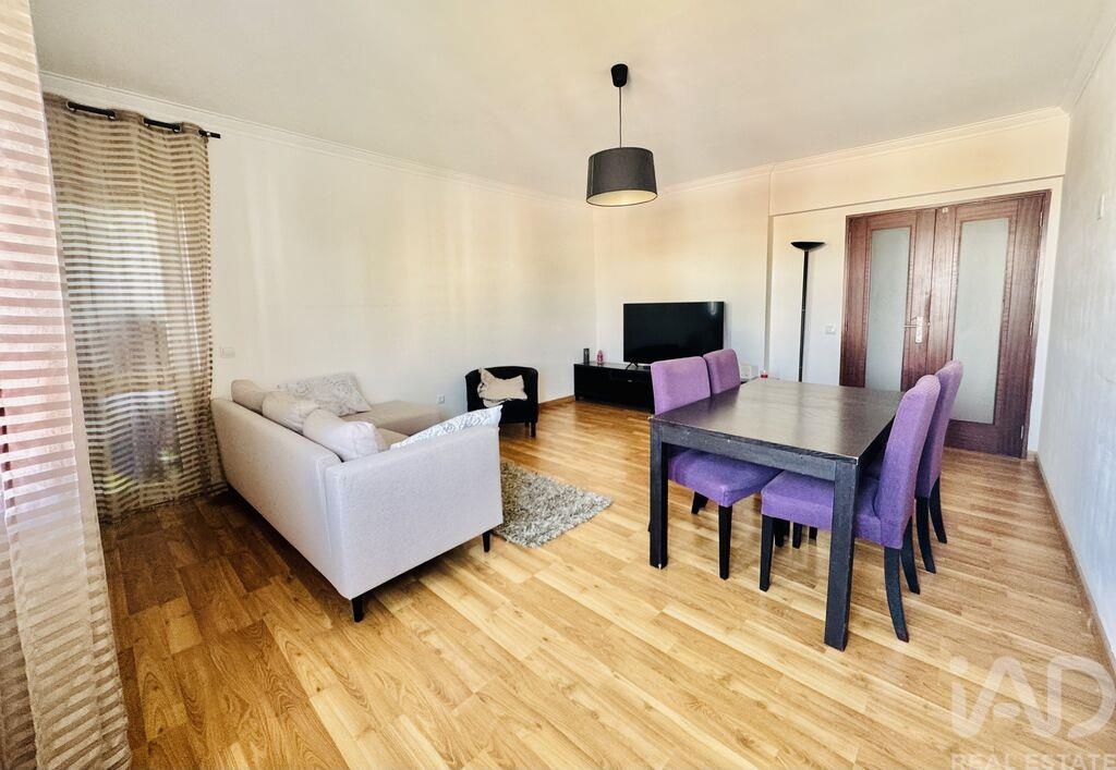 Apartment in Almada - view 1