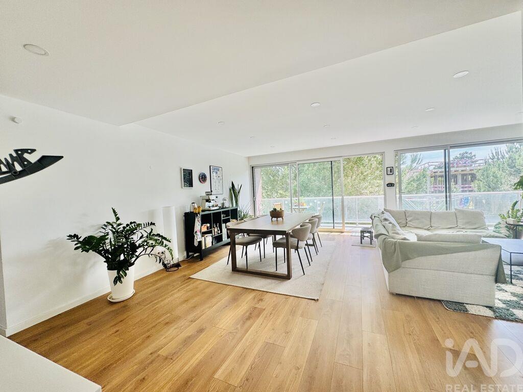 Apartment in Santo Antonio da Charneca - view 1