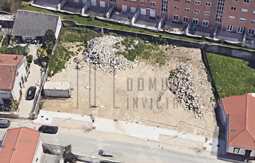 Land for sale in Matosinhos, Portugal — €280,000