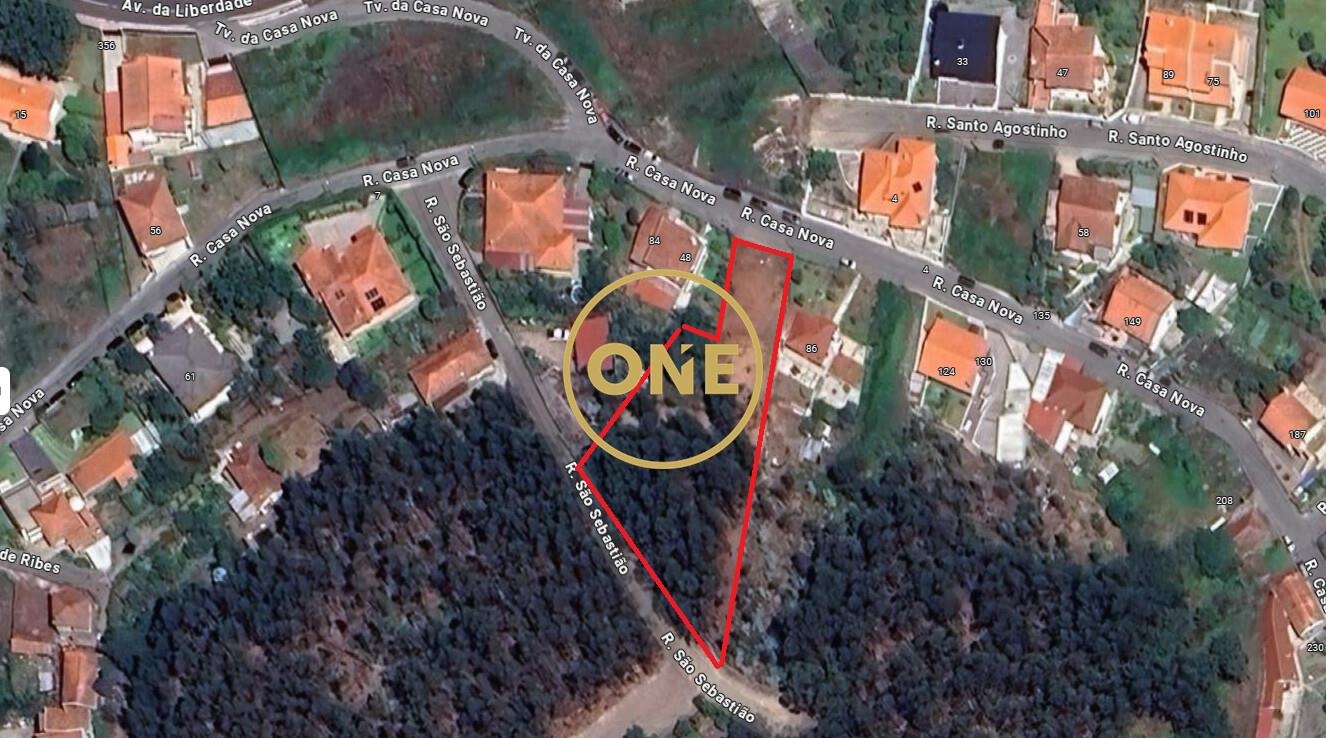 Land for sale in Vila Nova de Famalicão, Portugal — €68,000