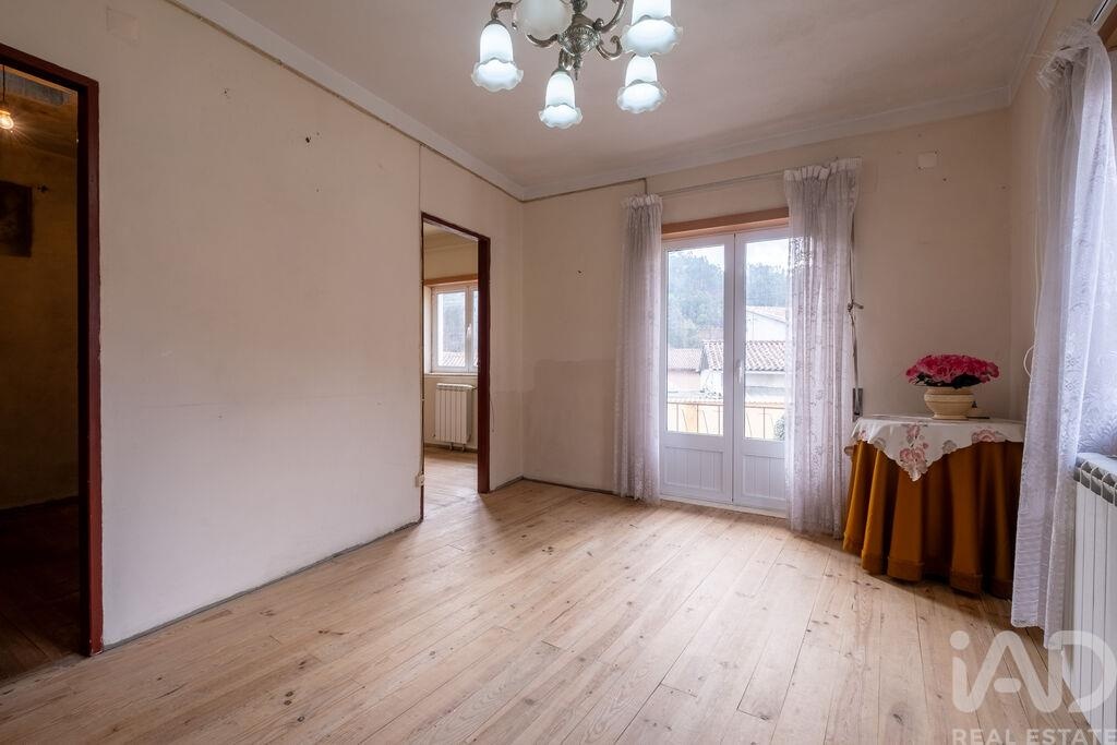 House in Penacova - Image 5