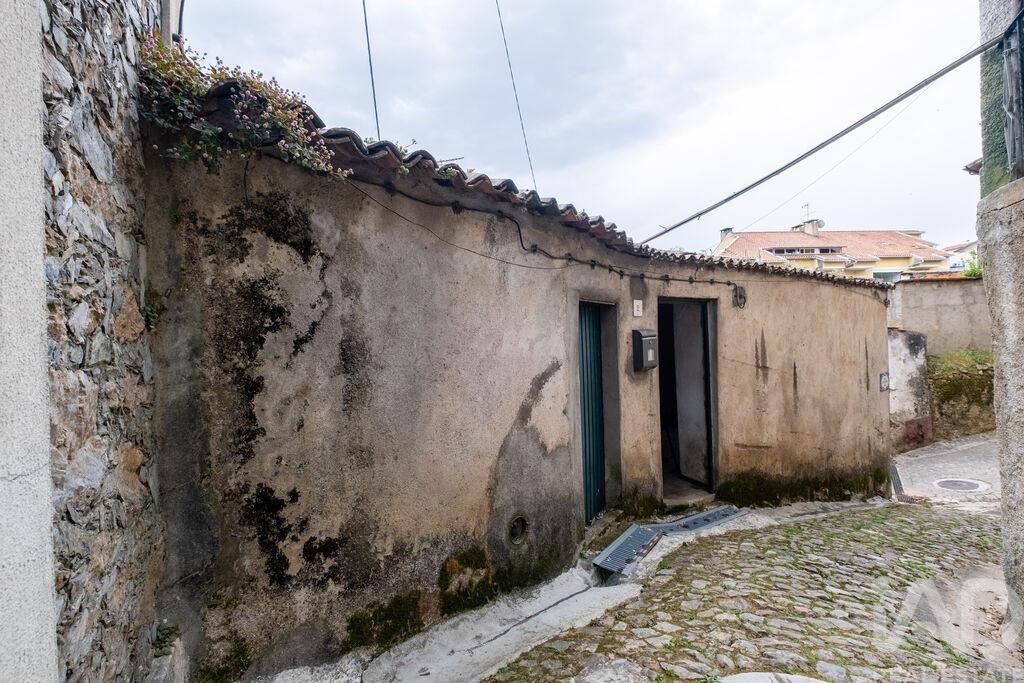 House in Penacova - Image 2