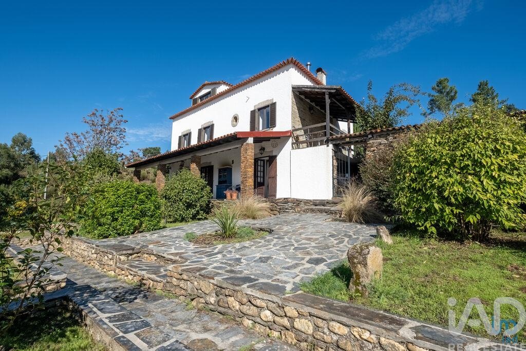 House in Coja - Image 4