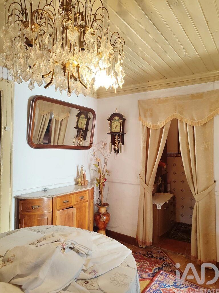 House in Sao Paio de Gramacos - Image 2