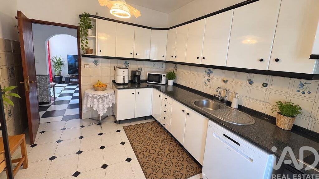 House in Moita - view 1
