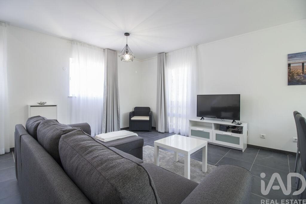 Apartment in Quarteira - Image 3