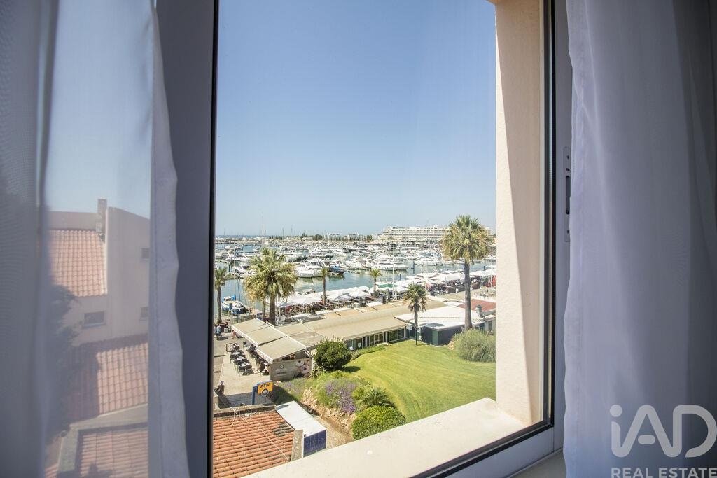 Apartment in Quarteira - view 1