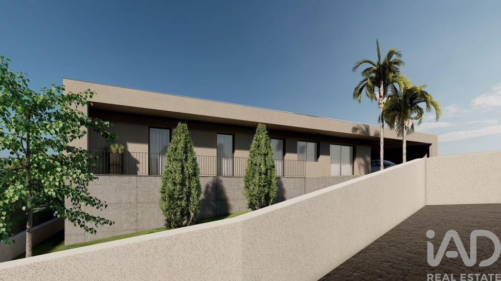 House in Estoraos - view 1