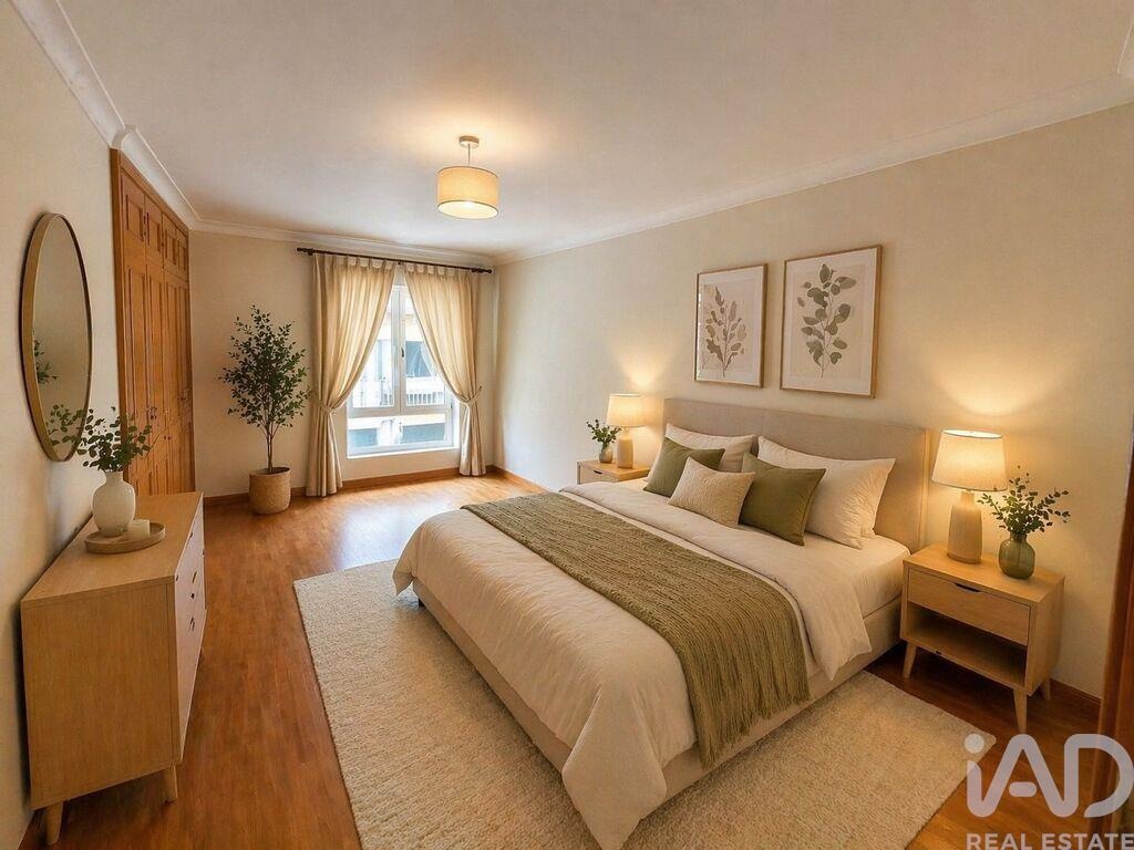 Apartment in Viana do Castelo (Santa Maria Maior) - Image 4