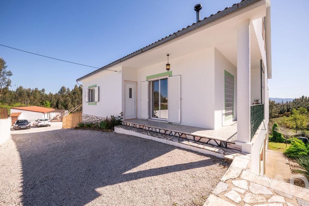House in Graca - Image 2