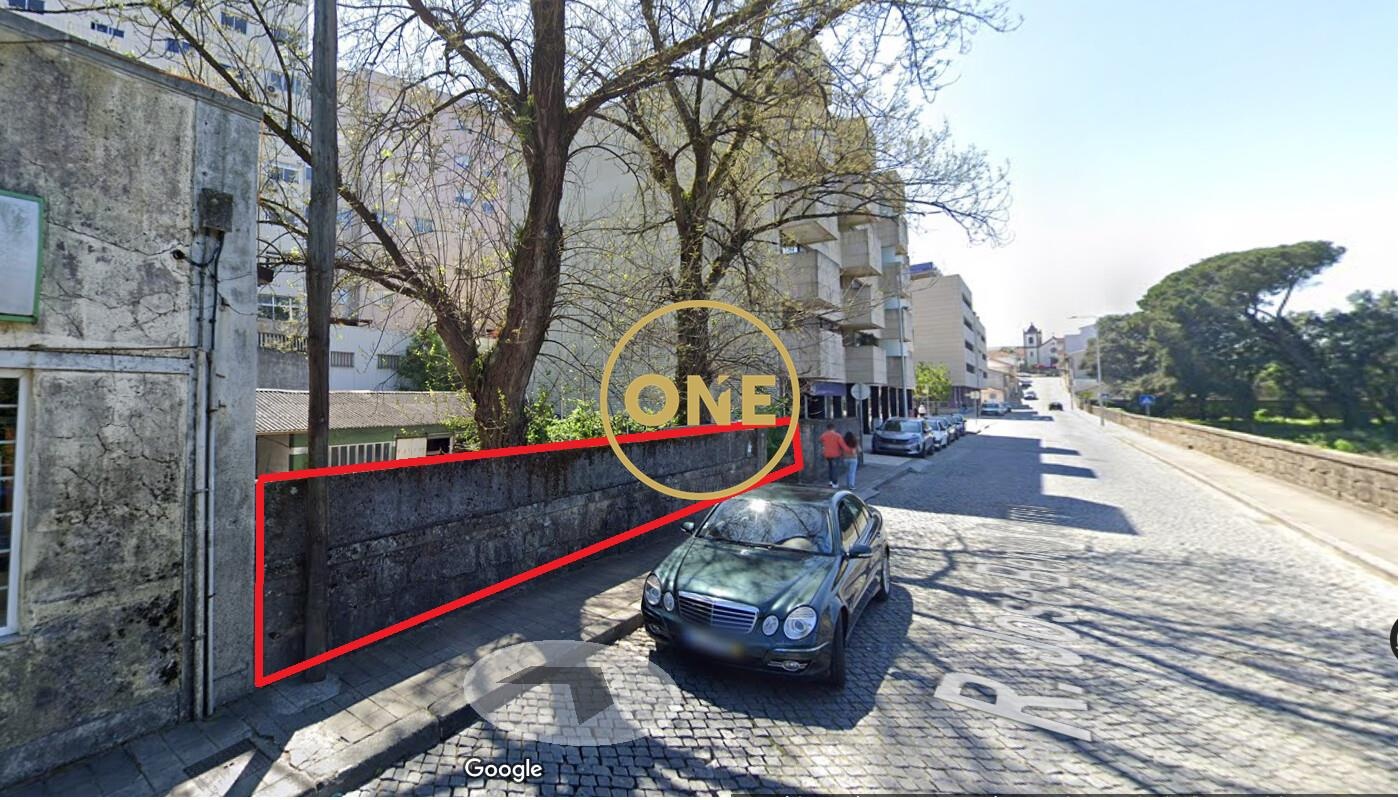 Land for sale in Santo Tirso, Portugal — €380,000