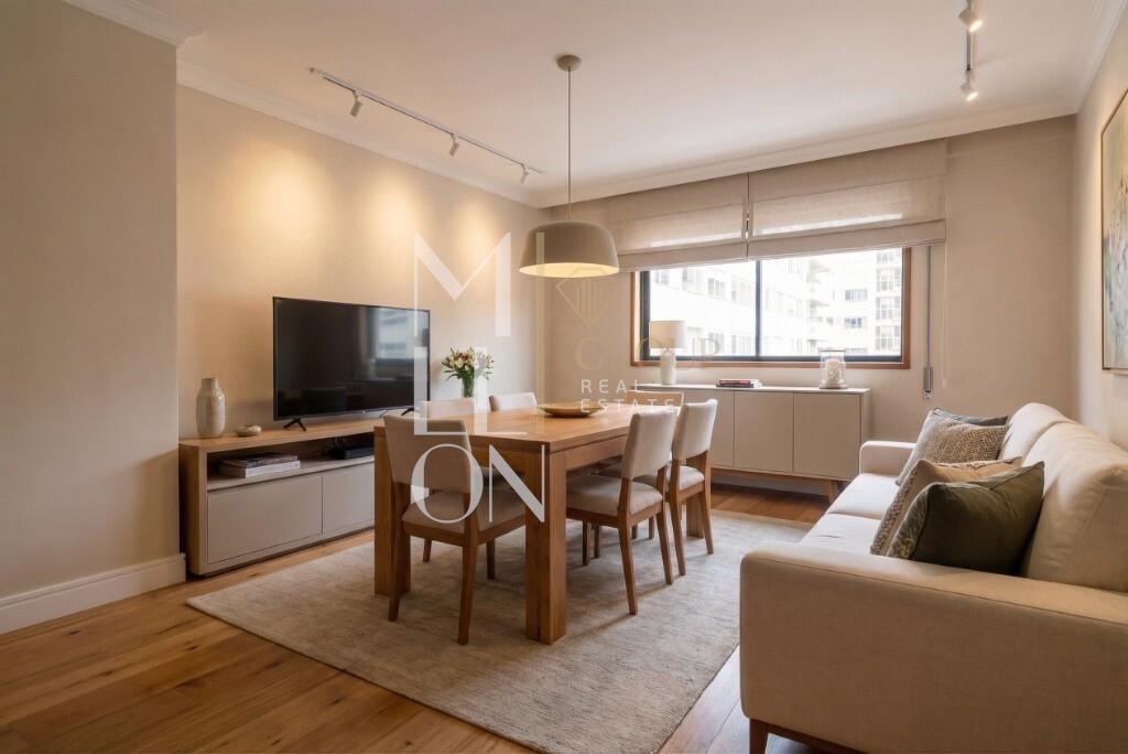 Apartamento T3, junto ao Metro Casa da Música, Porto, uma das melhores localizações da cidade.