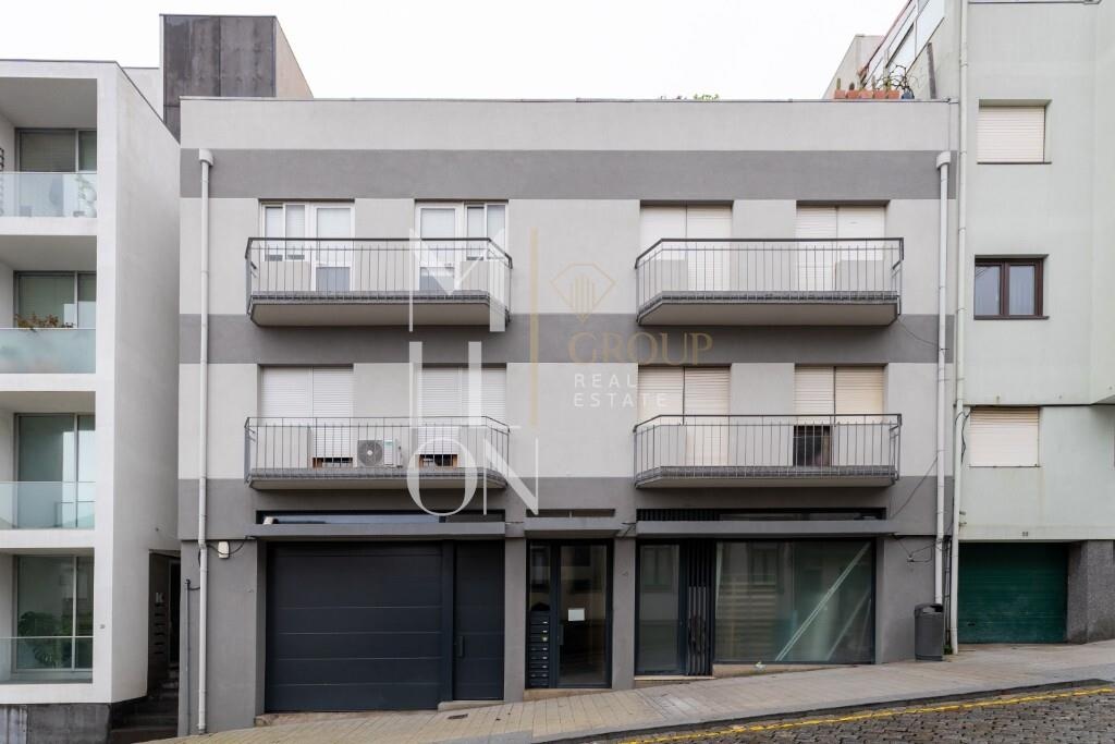 APARTAMENTO T2+1 EM SERRALVES