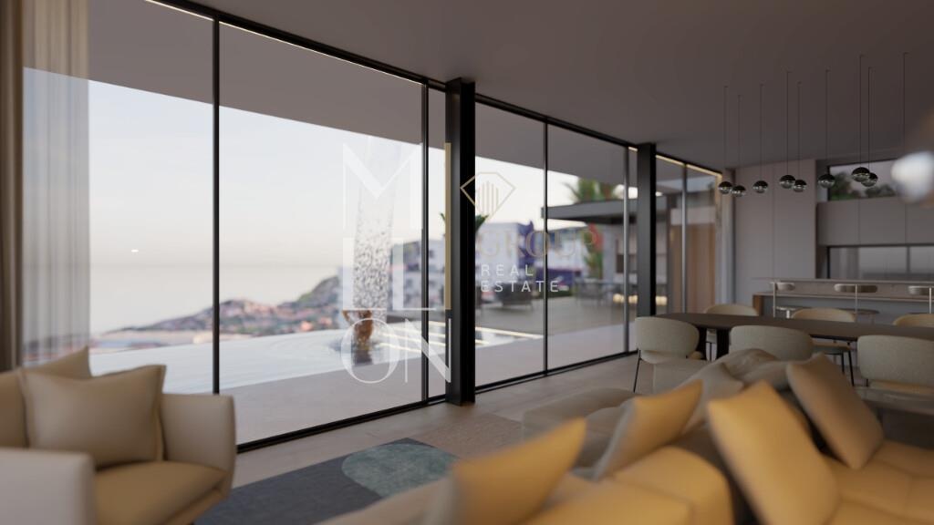 luxuriöse Villa mit 3 Schlafzimmern