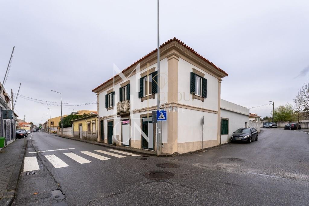 Oportunidade prédio com 3 frações!