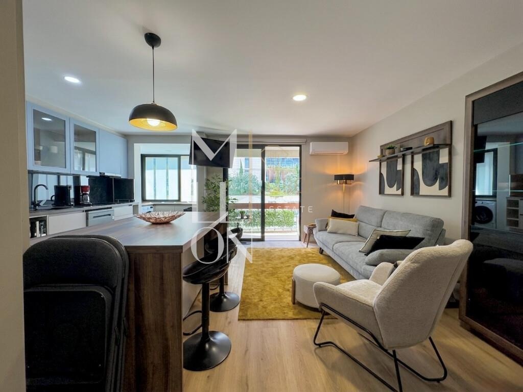 Apartamento T2 Renovado — Zona dos Ilhéus, Funchal