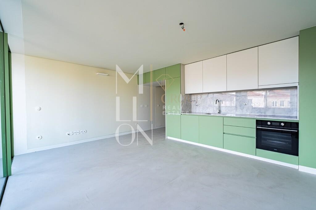 Moderno apartamento T1, situado no 2º Andar, no coração de Vila do Conde.