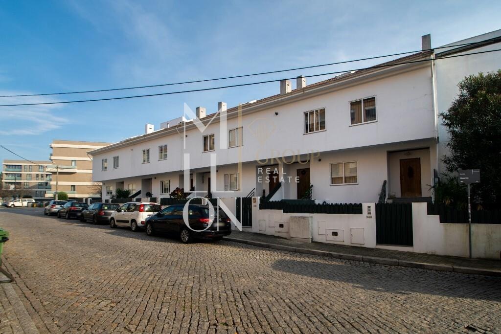 Andar Moradia Duplex com Terraço Privativo