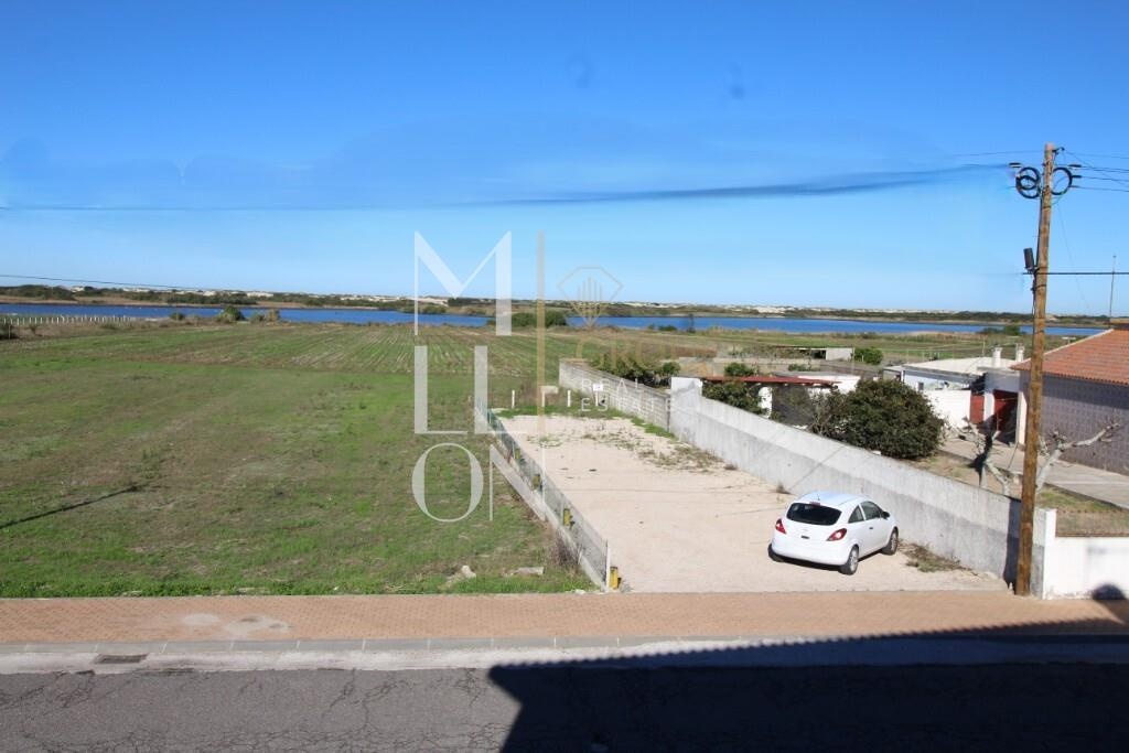 位于河口与大海之间——加法尼亚博阿霍拉全景旅舍