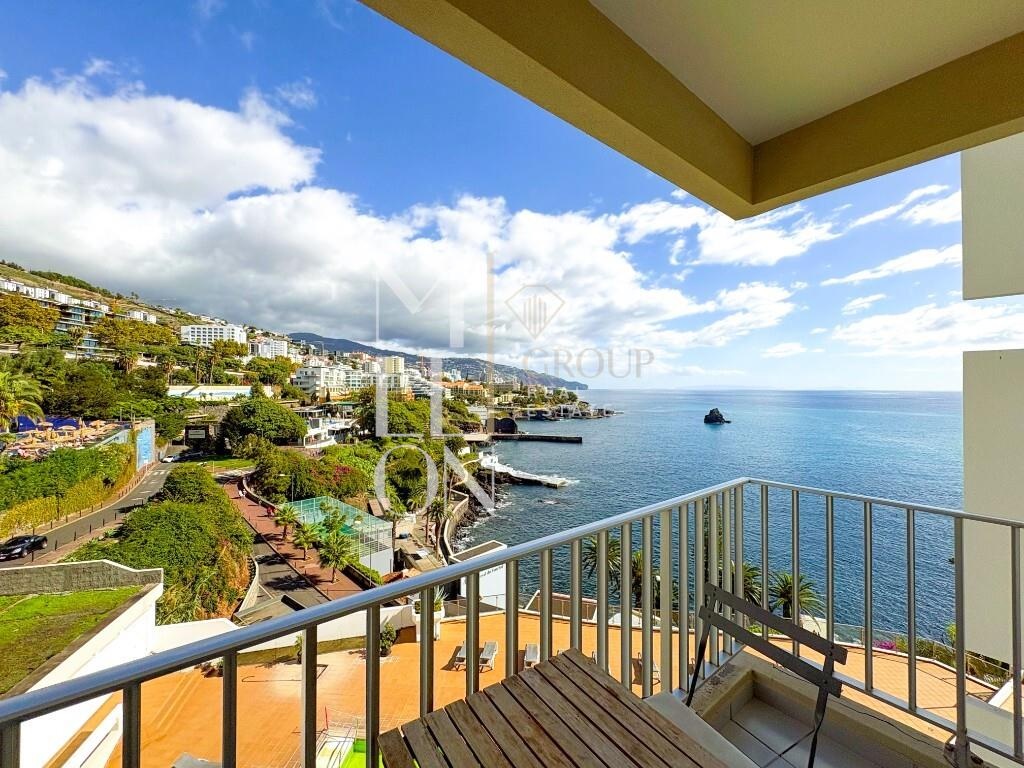 Apartamento situado numa das zonas mais desejadas e vibrantes do Funchal