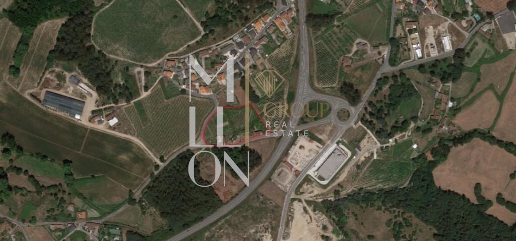 Excelente terreno com 8175m2, situado em Lodares, Lousada.