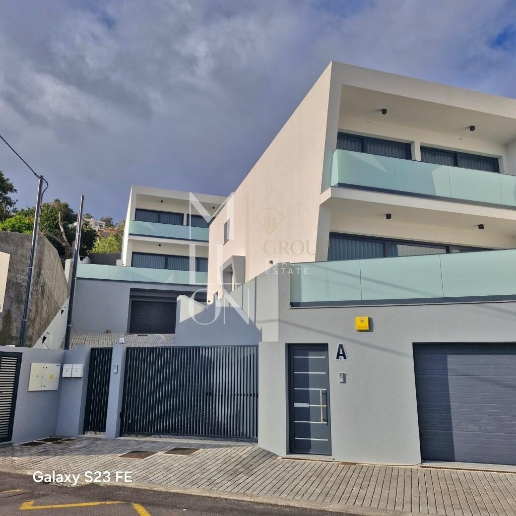 Moradia T3 com vista mar