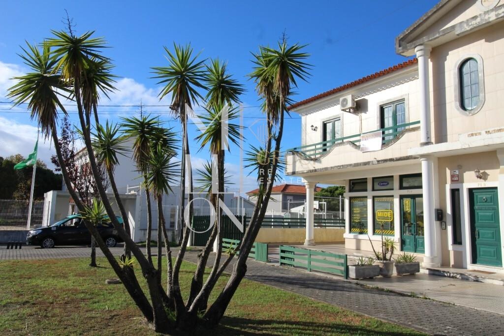 ÚNICO! T3 com 151 m², anexos e pátio privativo – Gafanha da Encarnação (Aveiro)