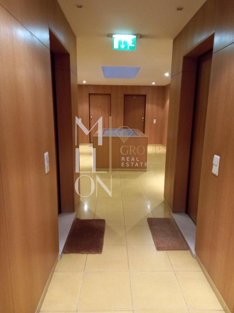 Apartamento de una habitación en la zona de Bessa y Av. da Boavista.