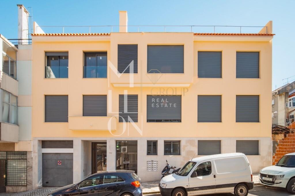 Apartamento T1 totalmente novo a estrear na Calçada da Picheleira
