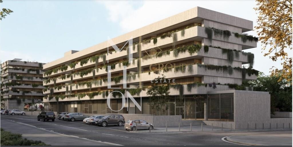 Geschäft im Oporto Metropolitano-Gebäude neben der Rotunda AEP Matosinhos