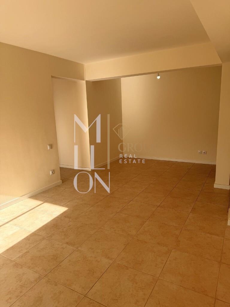 T2 Remodelado | Luz natural | 292.000€