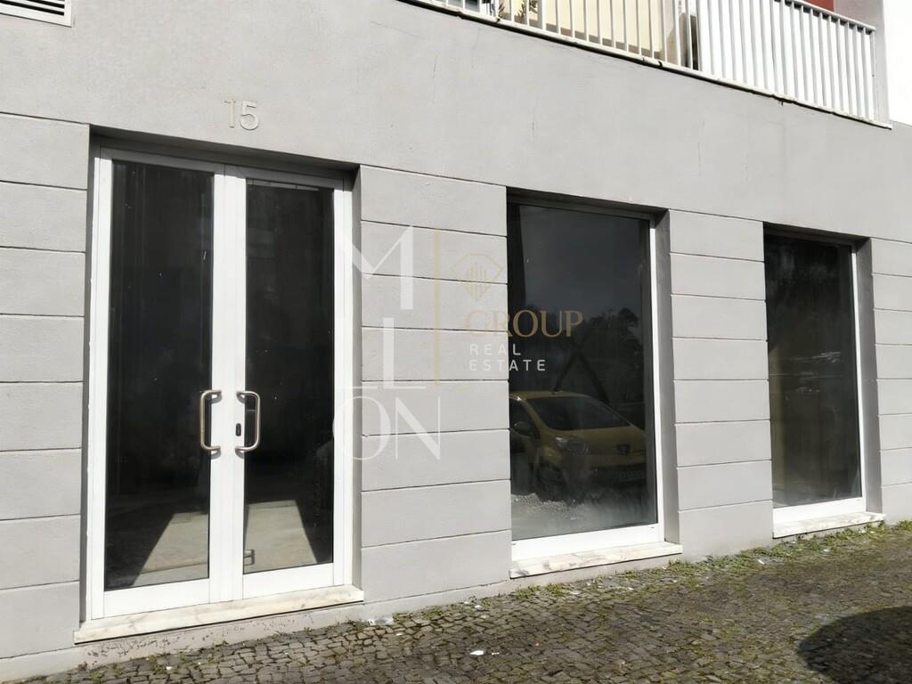 Espaço comercial – Quinta do Castanheiro – Pico do Fogo - Livramento