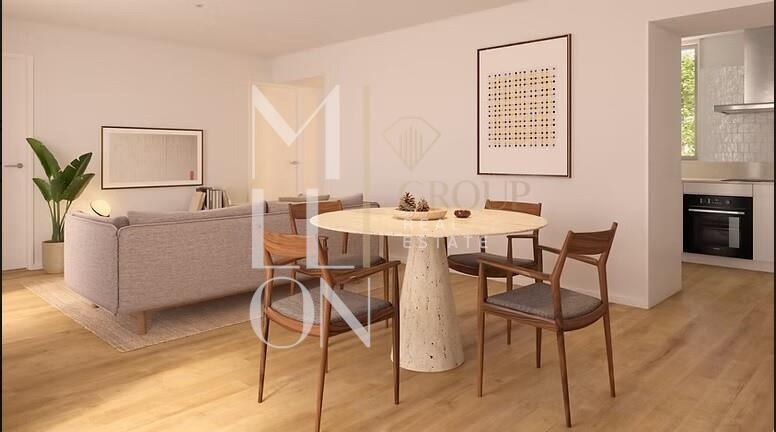 Apartamento T2 junto ao metro de Campanhã com terraço e lugar de garagem