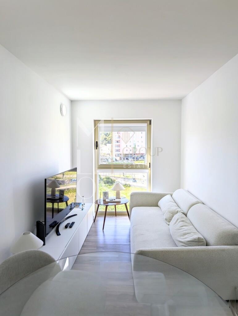 Apartamento T1 c/lugar de garagem - Valença