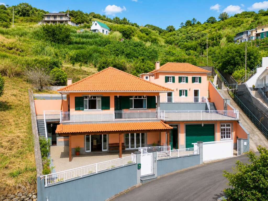 Ser Faia | Moradias T4 + T2- Faial