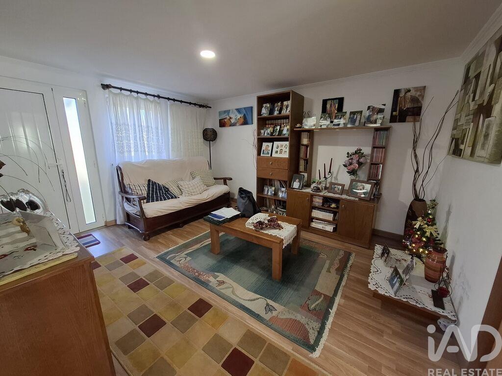 House in Lobrigos - Image 4