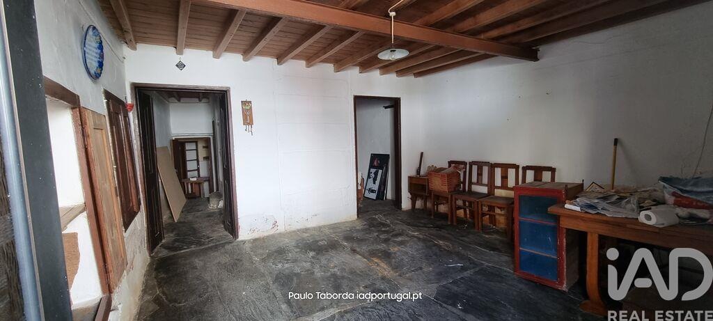 House in Montalvao - Image 3